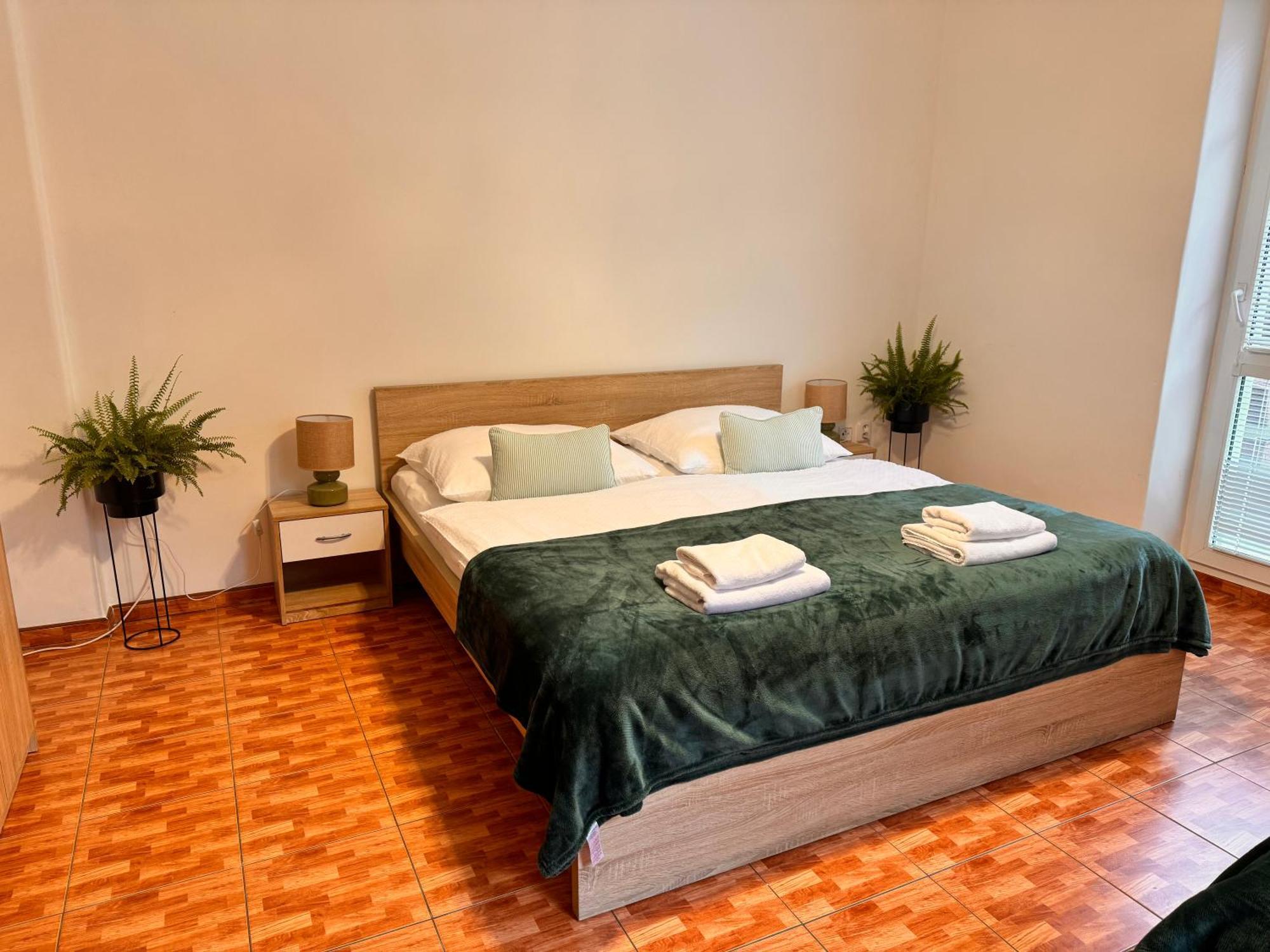 Apartment 27