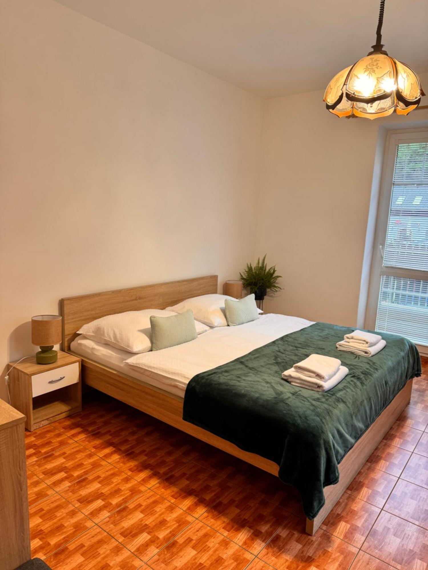 Apartment 27